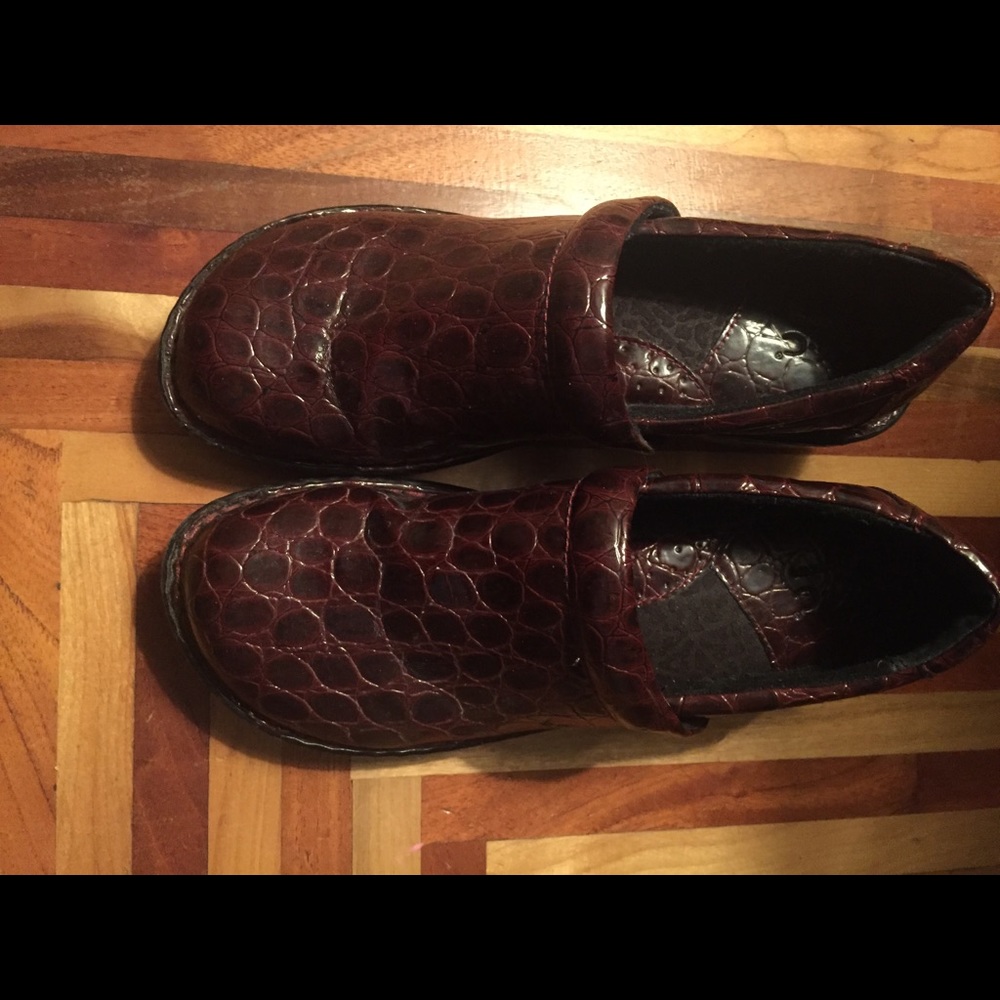 Box Slip on shoes